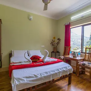 Mountain Hut Resorts Hotel Kottakamboor